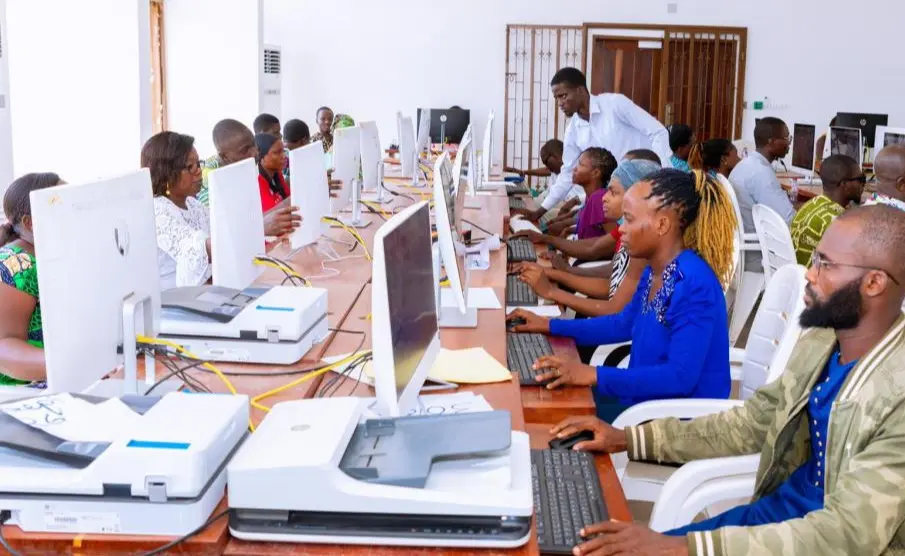 Recrutement des agents électoraux : la CENA poursuit l’étude des dossiers de candidature
